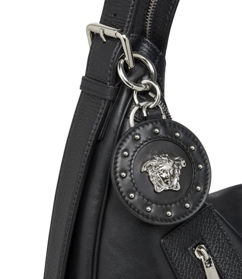 新品正規品【VERSACE】メドゥーサ キーリング レザー