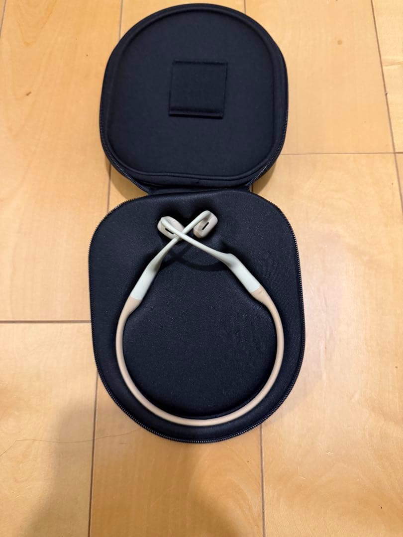 OPENRUN PRO 骨伝導イヤホン クリーム色