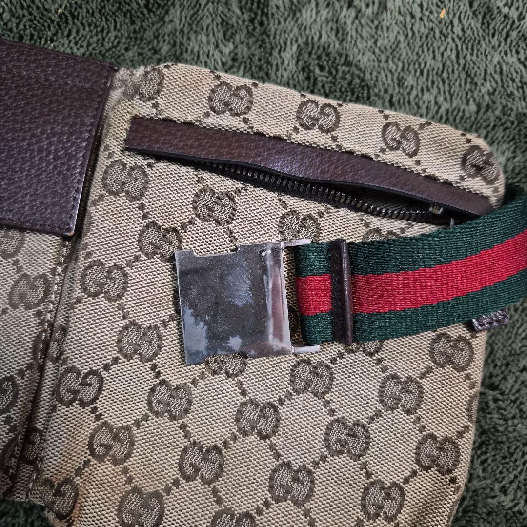 GUCCI ボディバッグ　ウエストポーチ　未使用　汚れ有り　男女兼用