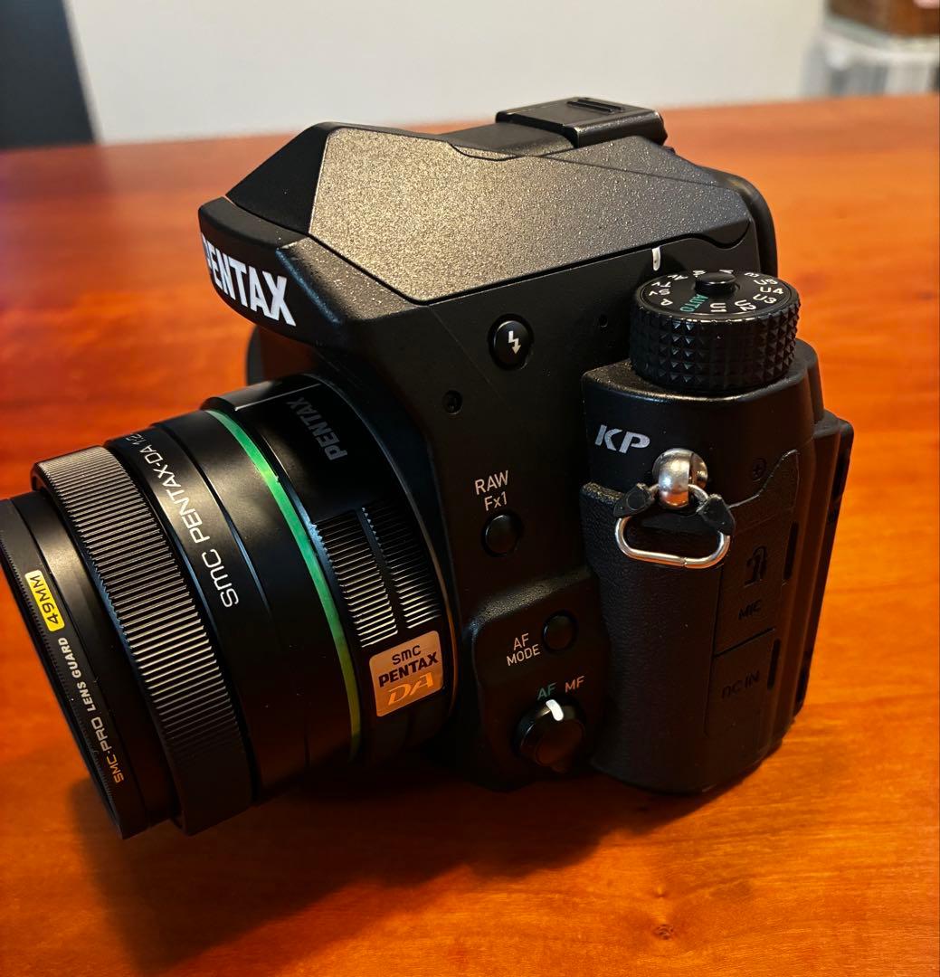 PENTAX KP デジタル一眼レフカメラ 本体とレンズ付き