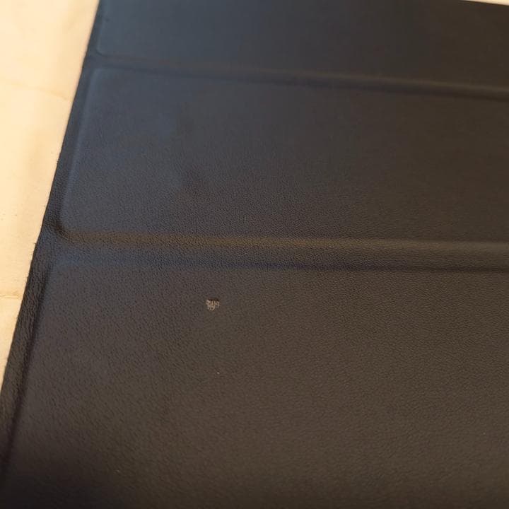 本体は美品！　山善 モバイルモニター Qriom QMM-156R