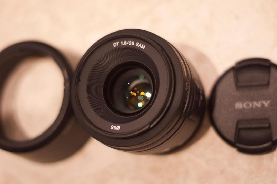 SONY単焦点レンズ SAL35F18
