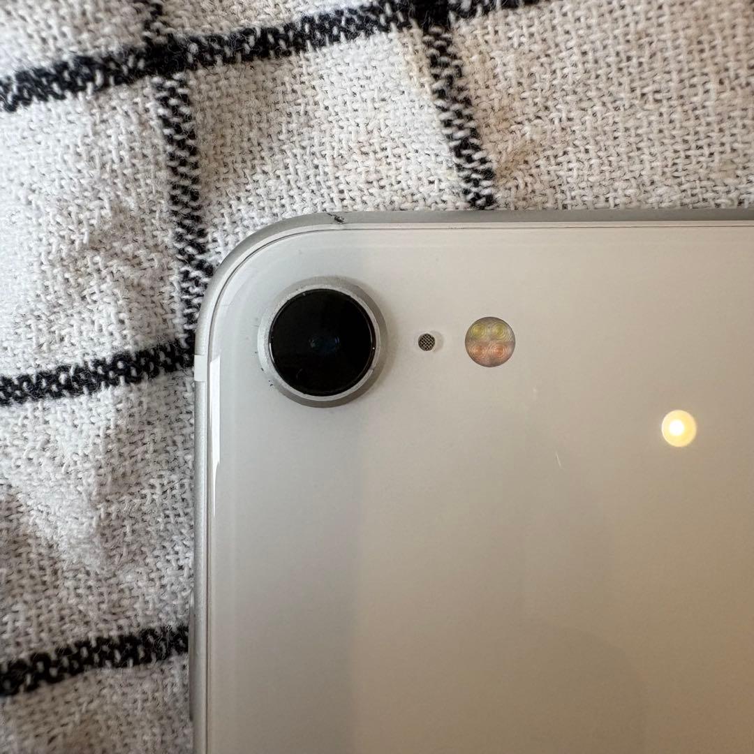 Apple iPhone SE 第2世代 (SE2) 64GBホワイト ジャンク