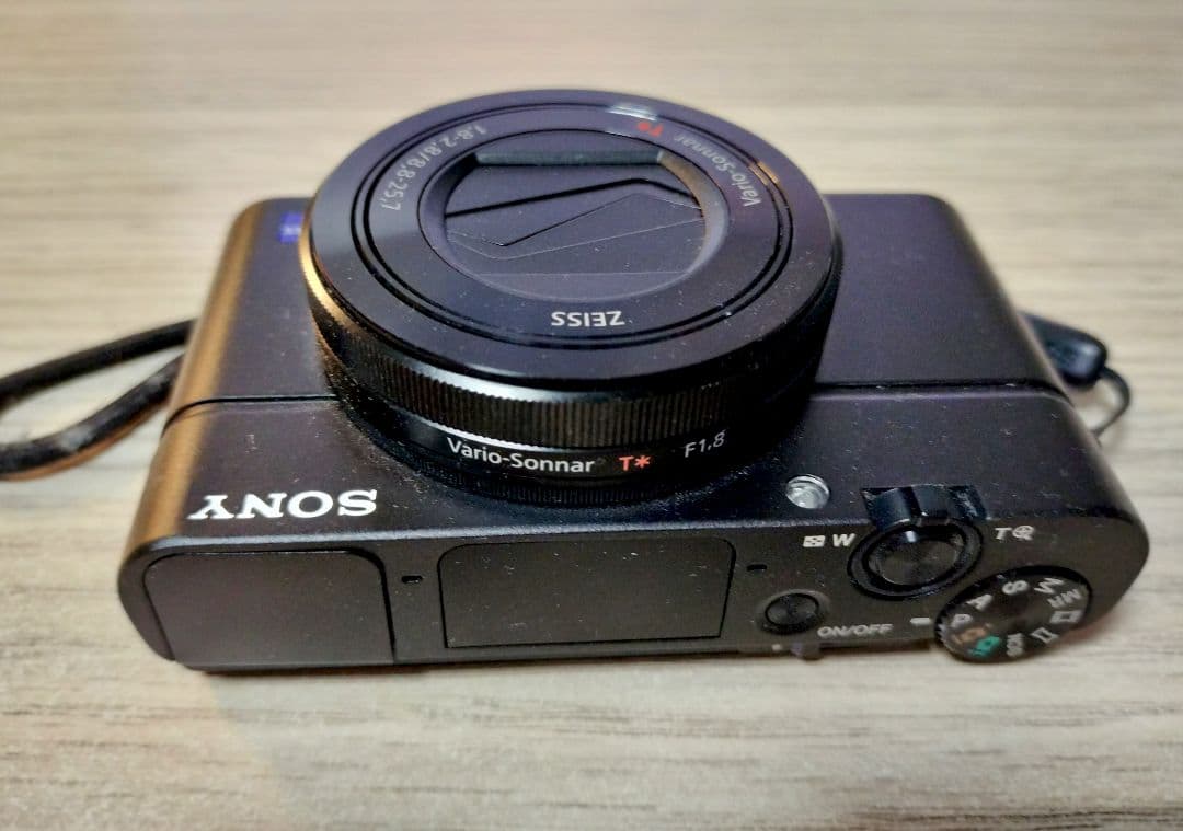 デジタルカメラ SONY Cyber-shot RX100III(DSC-RX100M3)