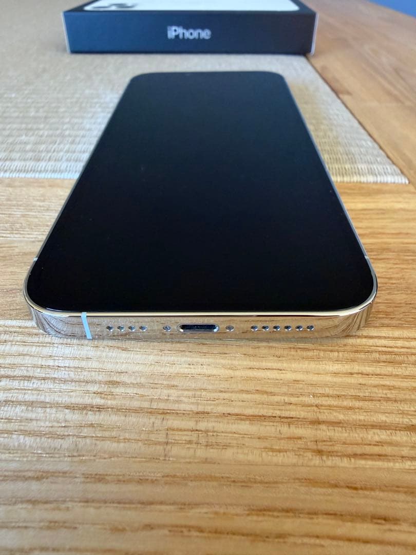 Apple iPhone 13 Pro max 本体 美品　256G シルバー