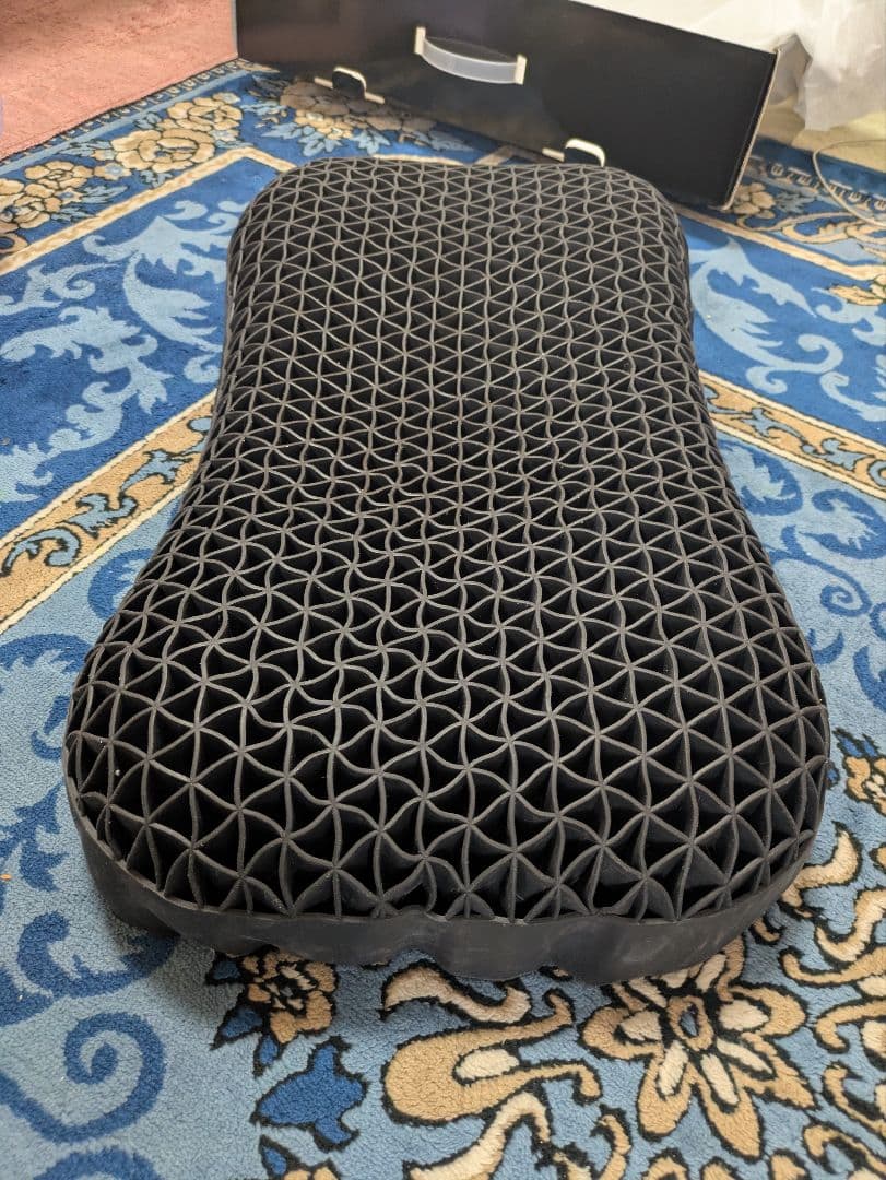 c*y様 ひつじのいらない枕　極柔　ブラックレーベル