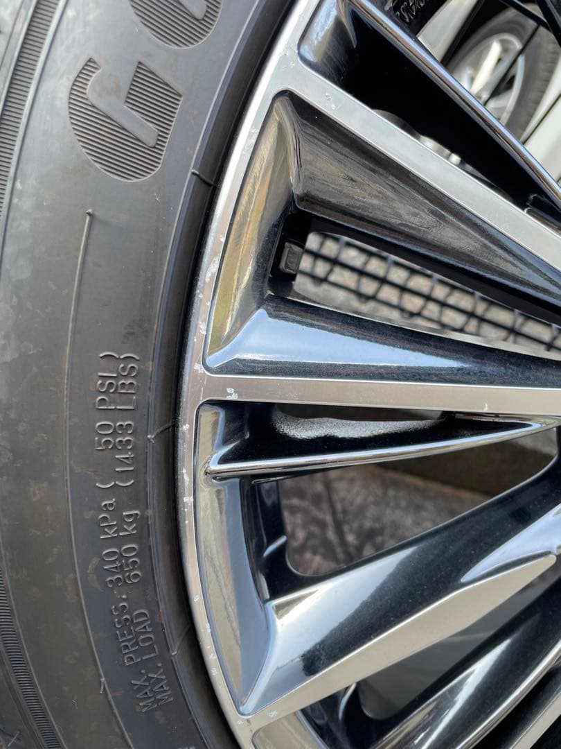 ①レイズ ベルサス ストラテジーア ヴォウジェ ノア ヴォクシー エスクァイア