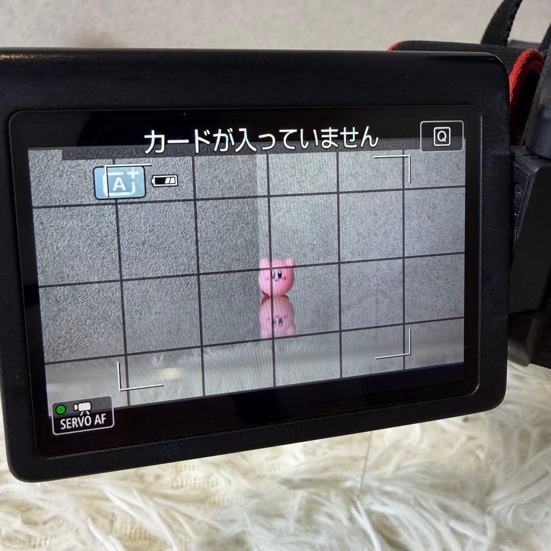 【極美品】Canon EOS Kiss X8i デジタル一眼レフ 付属品多数