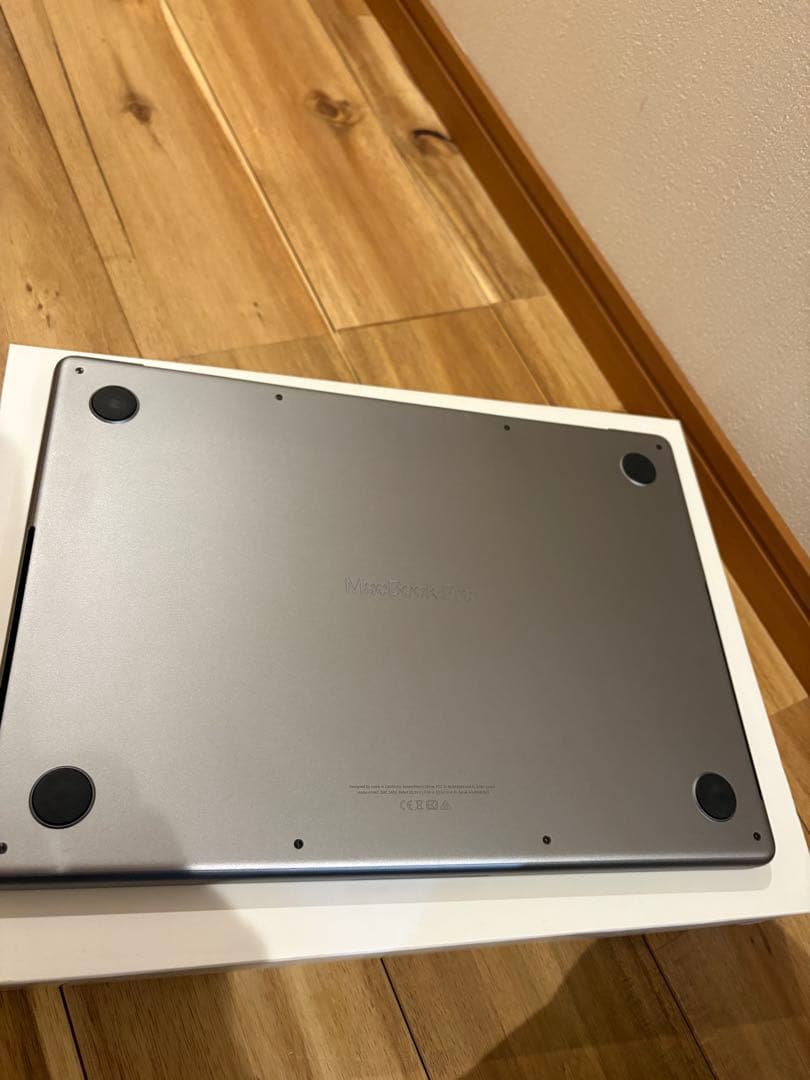 MacBook pro/M1Pro/14インチ/SSD512GB/メモリ16GB