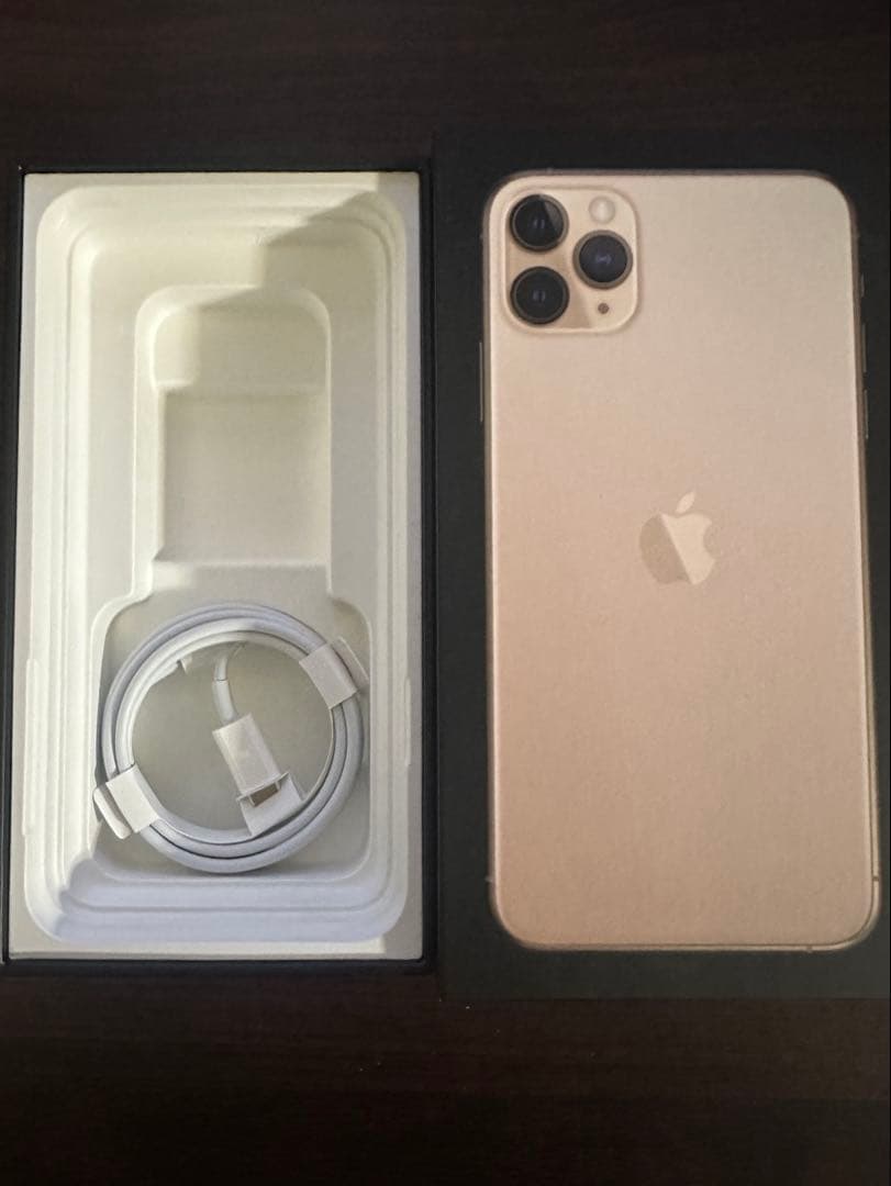 iPhone11ProMax 256GB SIMフリー 美品 ゴールド 箱付