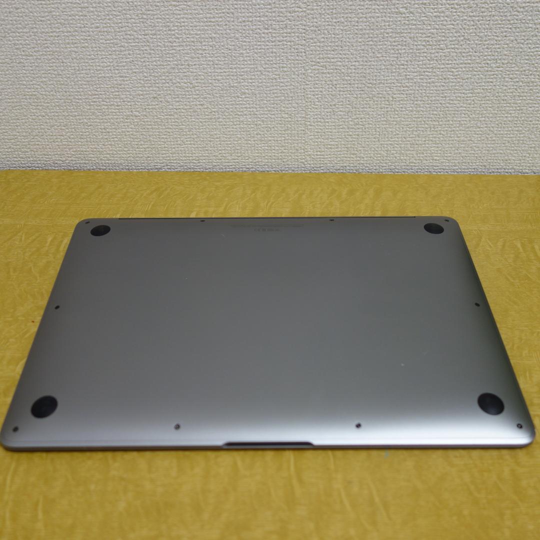 271）MacBook Air 2020 Apple　M1/8GB/SS256G