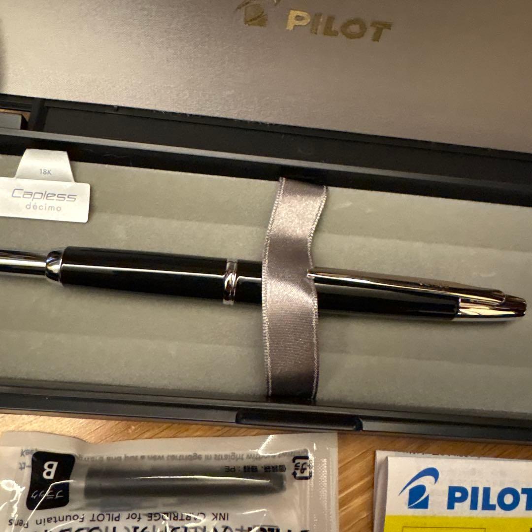 万年筆　キャップレス・デシモ　FCT-15SR 美品　F細字