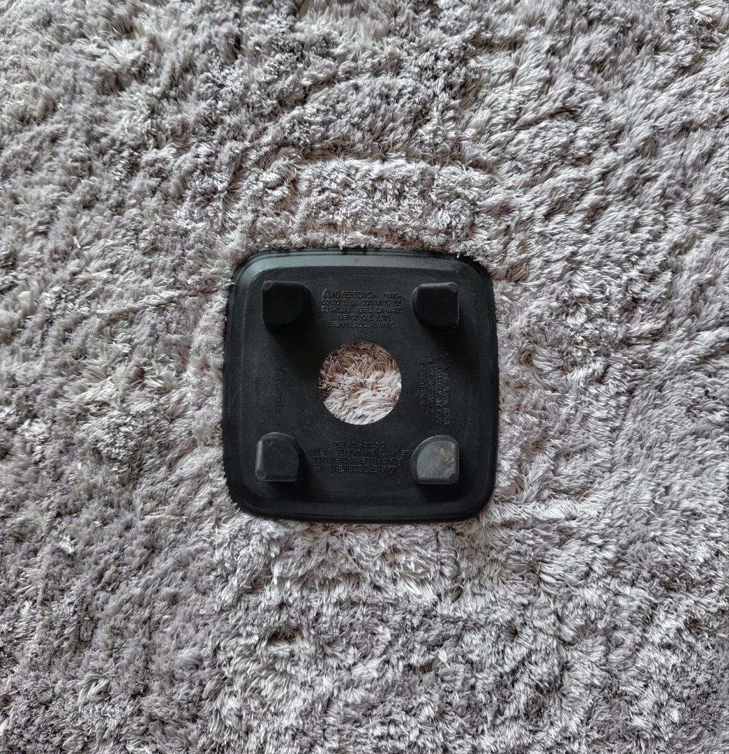 正規店Vitamix VM0202 ブレンダー 本体と付属品　フルーツでのみ使用