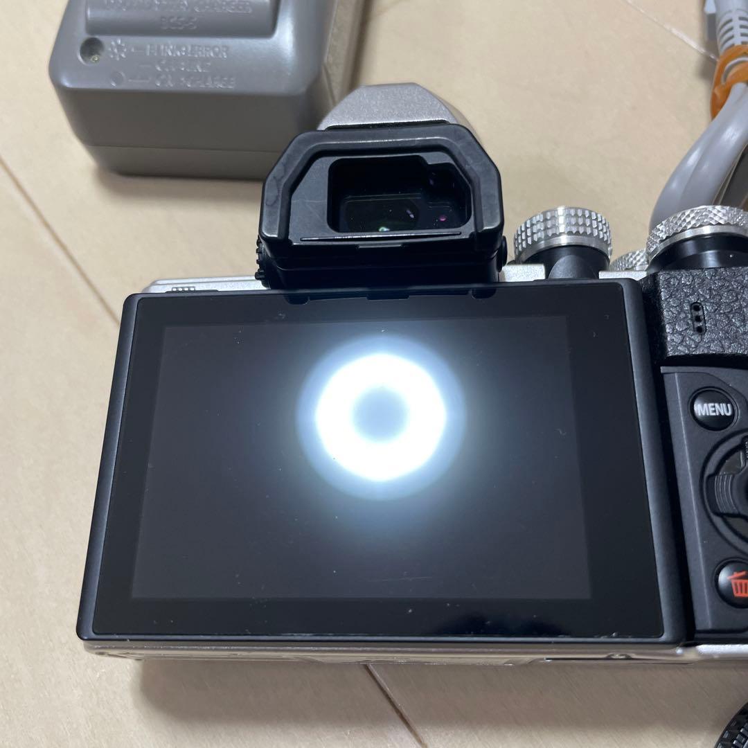 OLYMPUS OM-D E-M10Ⅱ ジャンク品　本体美品