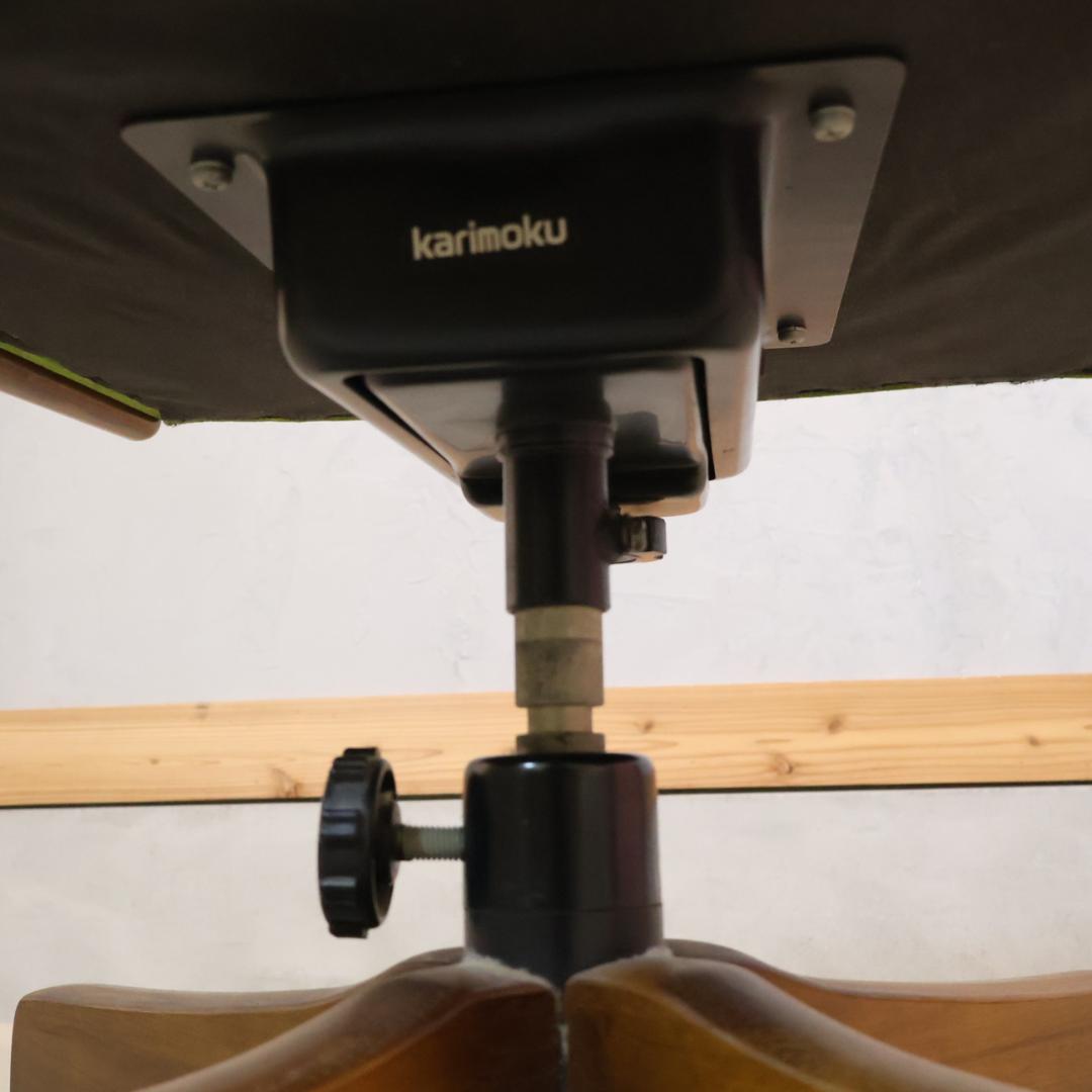 カリモク コロニアル デスクチェア モケットグリーン キャスター デスクチェア