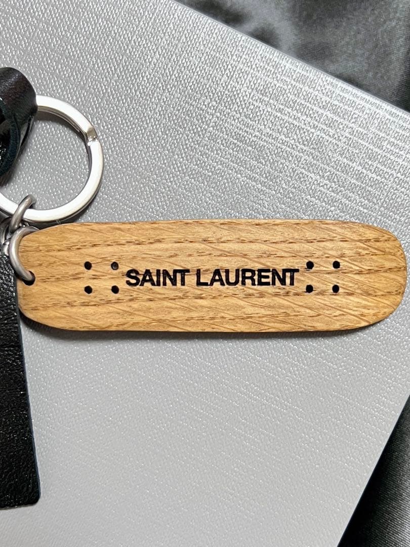 SAINT LAURENT ウッドスケートボードキーホルダー