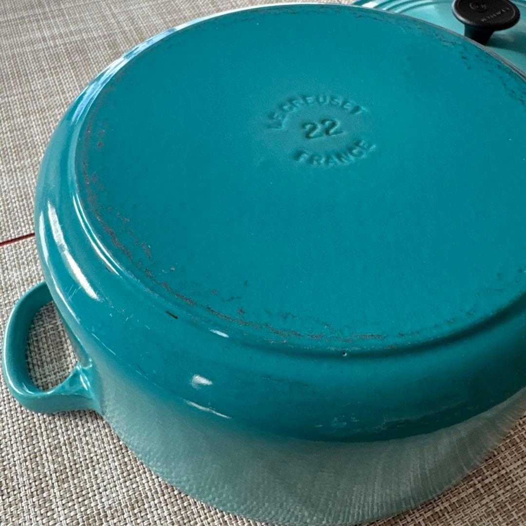 ル・クルーゼ　22㎝　両手鍋　フランス　ターコイズブルー