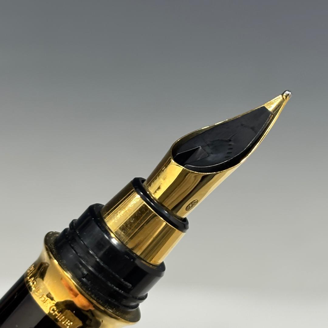 美品【デュポン本物】万年筆/ペン先K18/ブラック×ゴールド