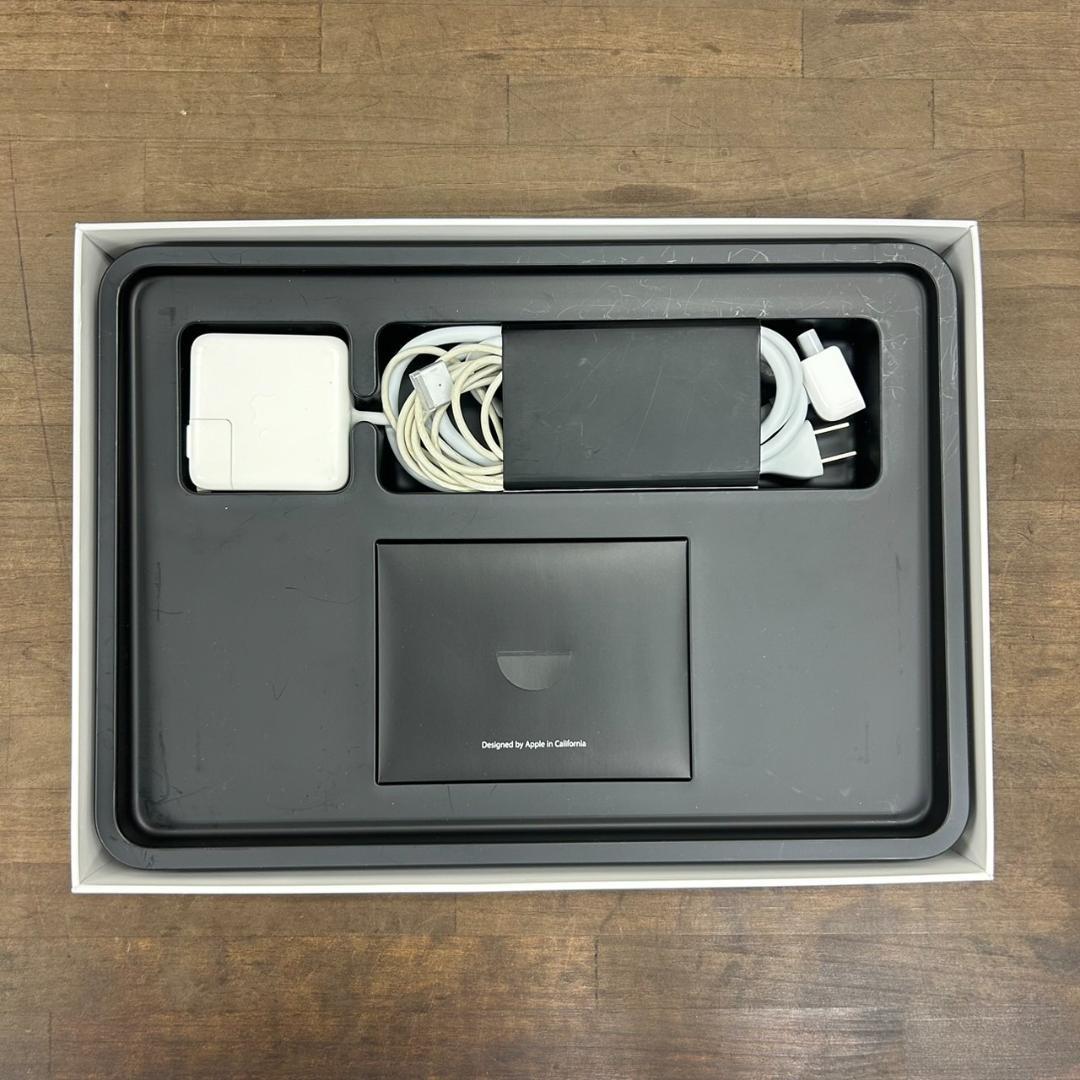 中古 MacBook Air (13インチ, 2017)