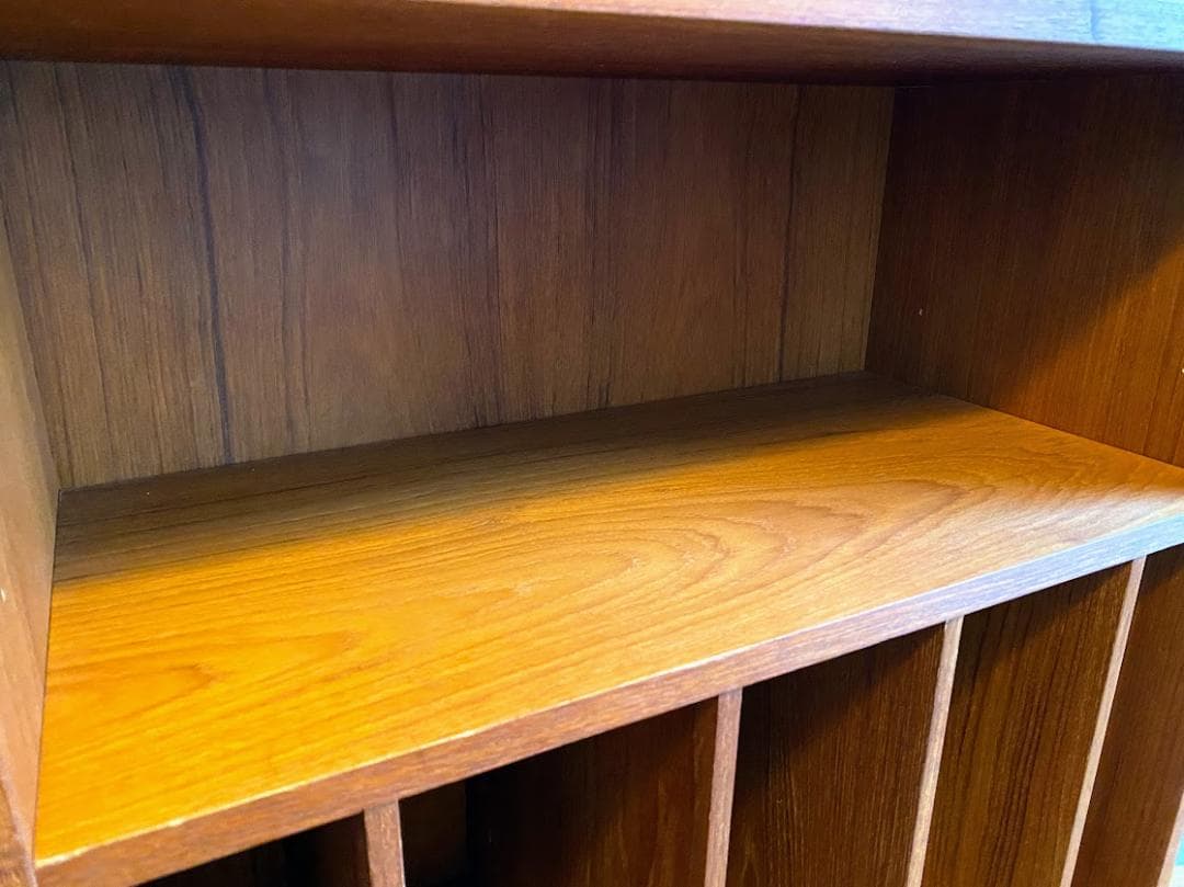 プロフ必読　デンマーク製 チーク レコードキャビネット 仕上済