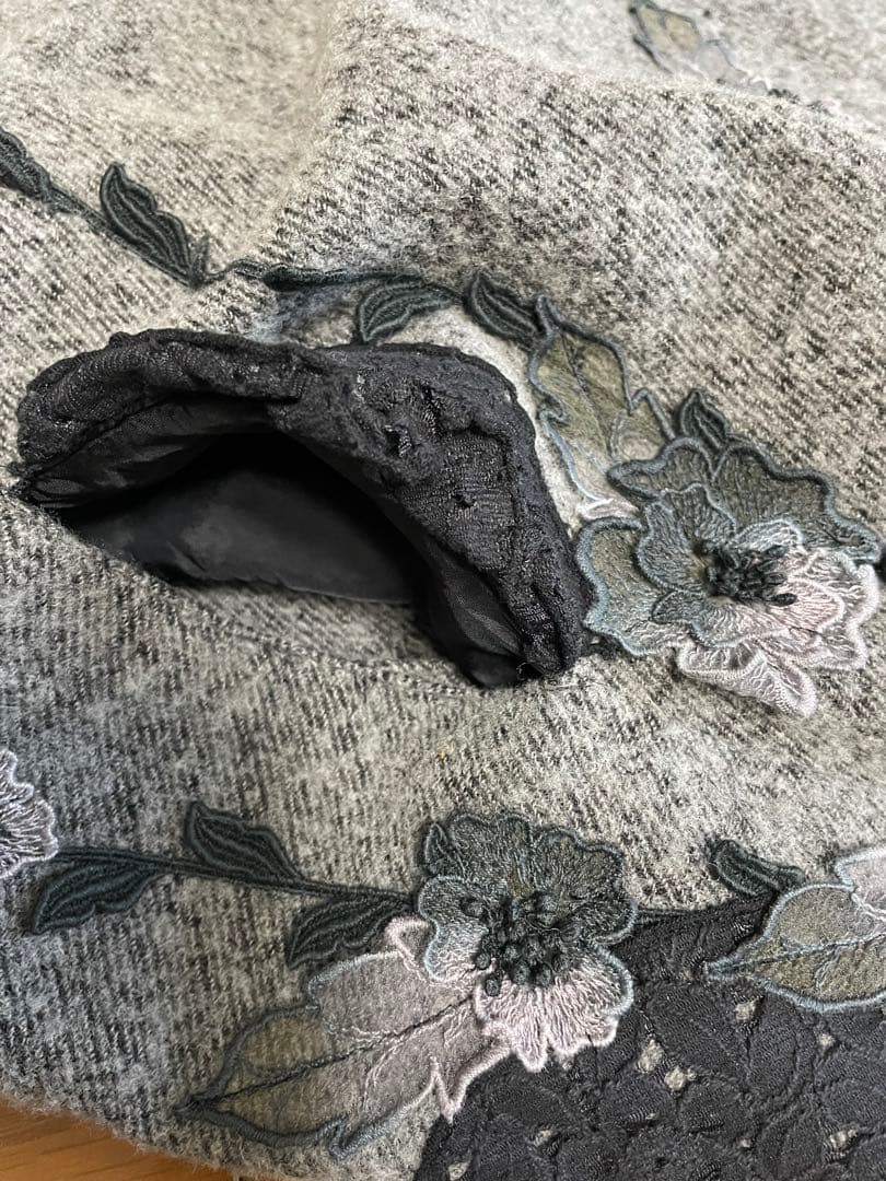 【アトリエまりこ】フード付きケープコート グレー