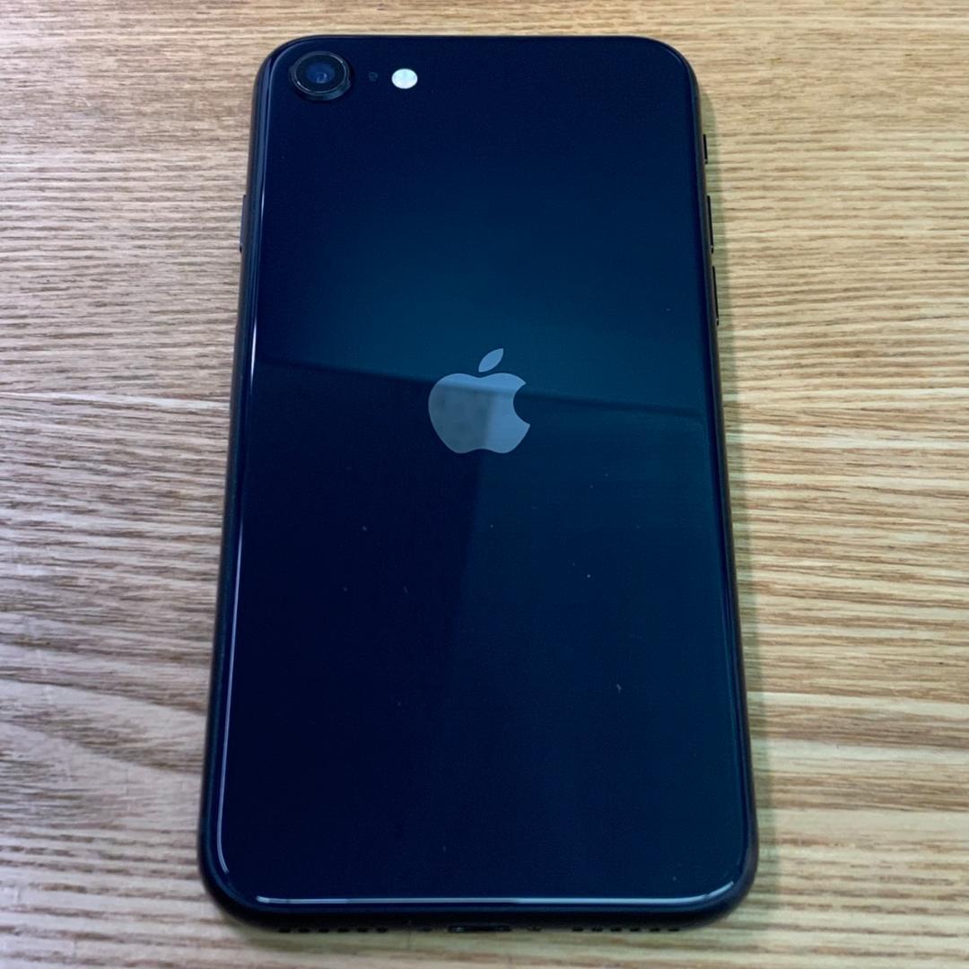 J12 SIMフリー iPhoneSE 第3世代 64GB おまけ付き