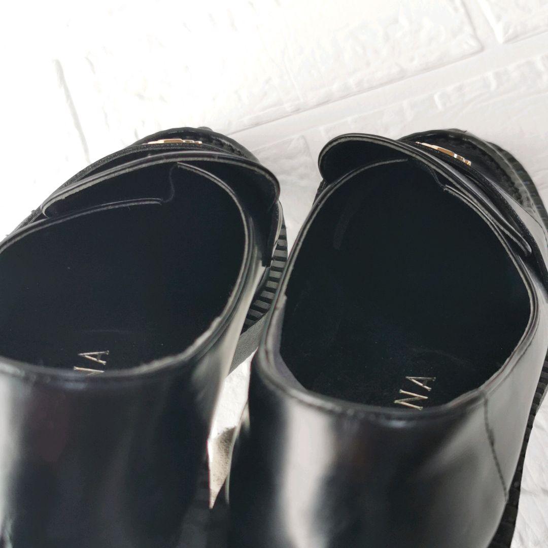 現行【美品✨】ダイアナ ローファー 厚底 ロゴ金具 レザー 24.5 黒