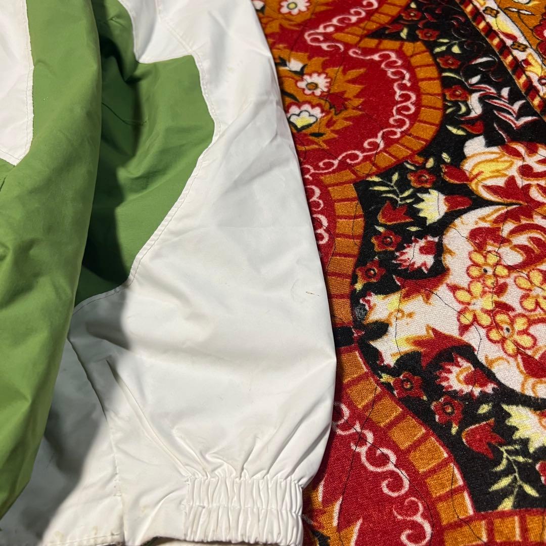 ひろ　 y2k Columbia nylon jacket