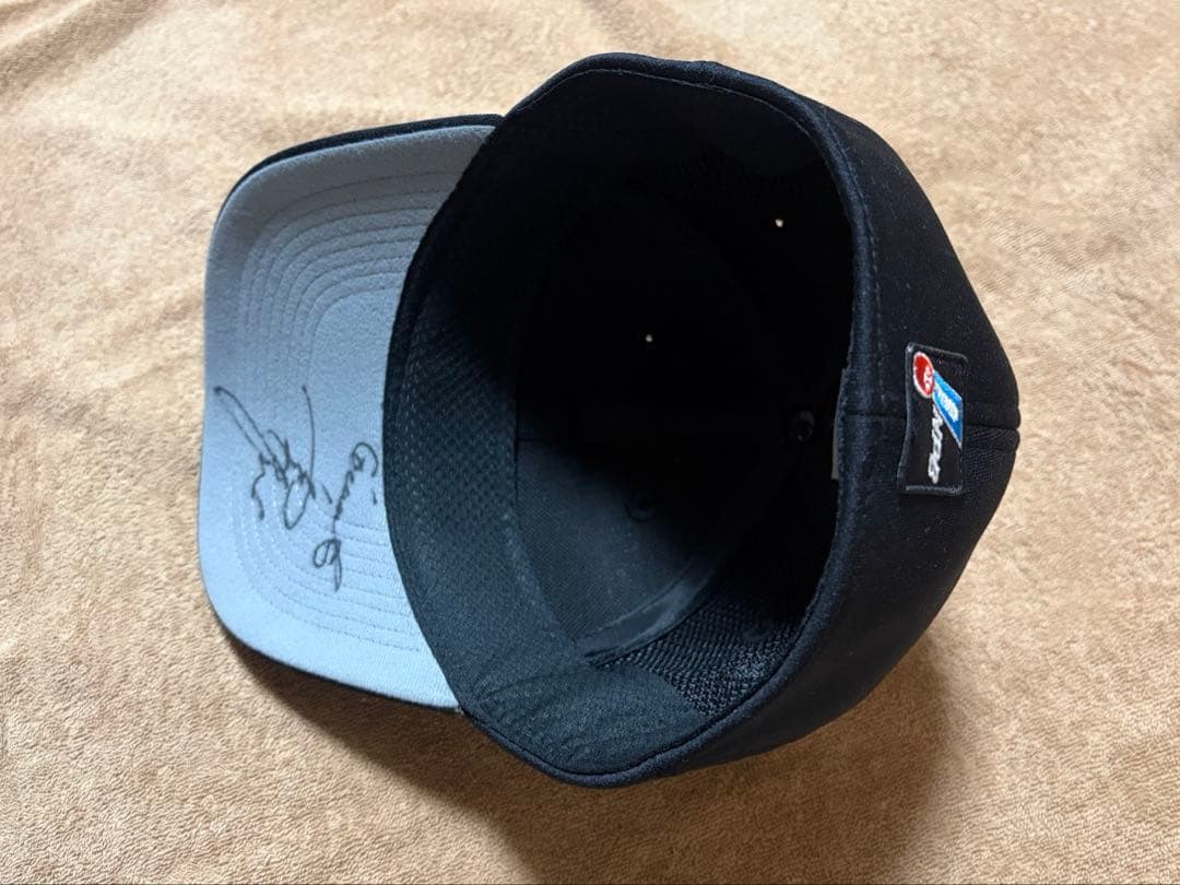 【読売ジャイアンツ 高橋由伸 直筆サイン入り 帽子】※来歴あり