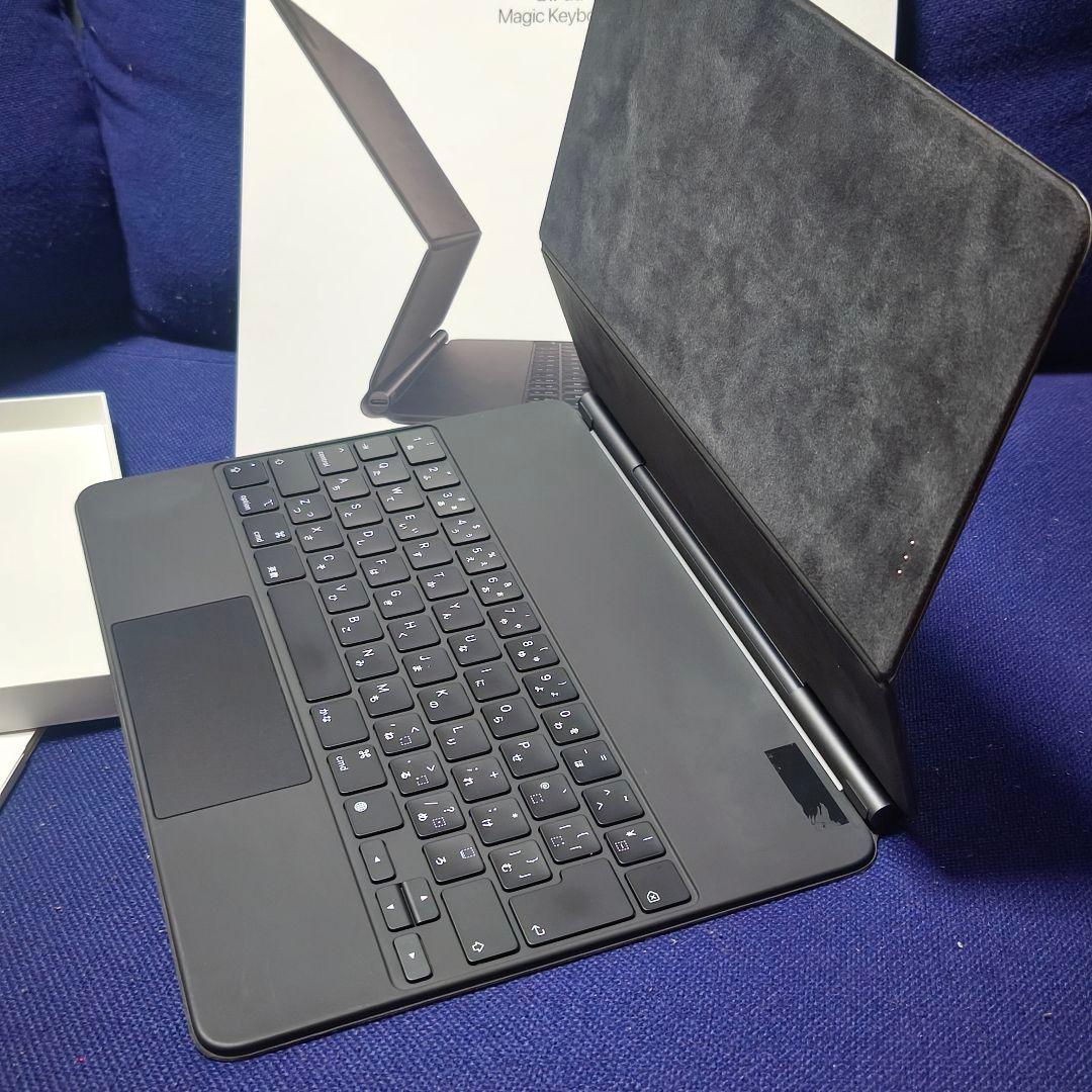 Apple　MagicKeyboard　MXQU2J/A　A1998