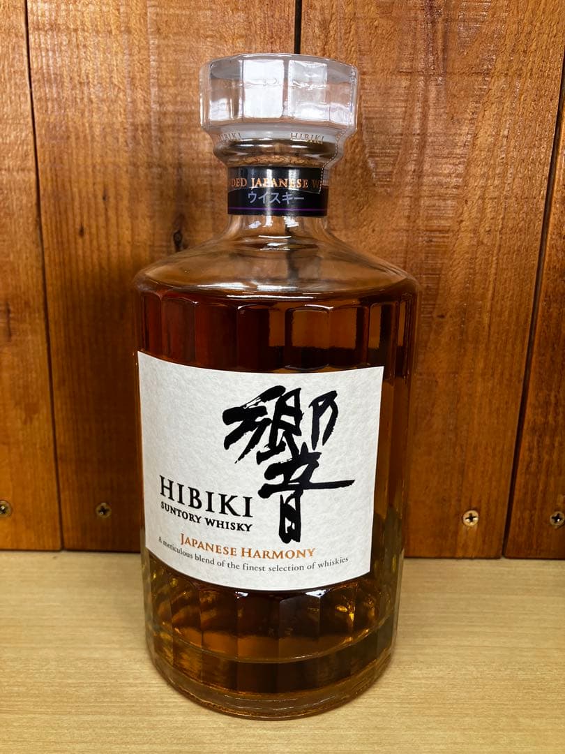 新品未開封　サントリー響700ml JAPANESE HARMONY