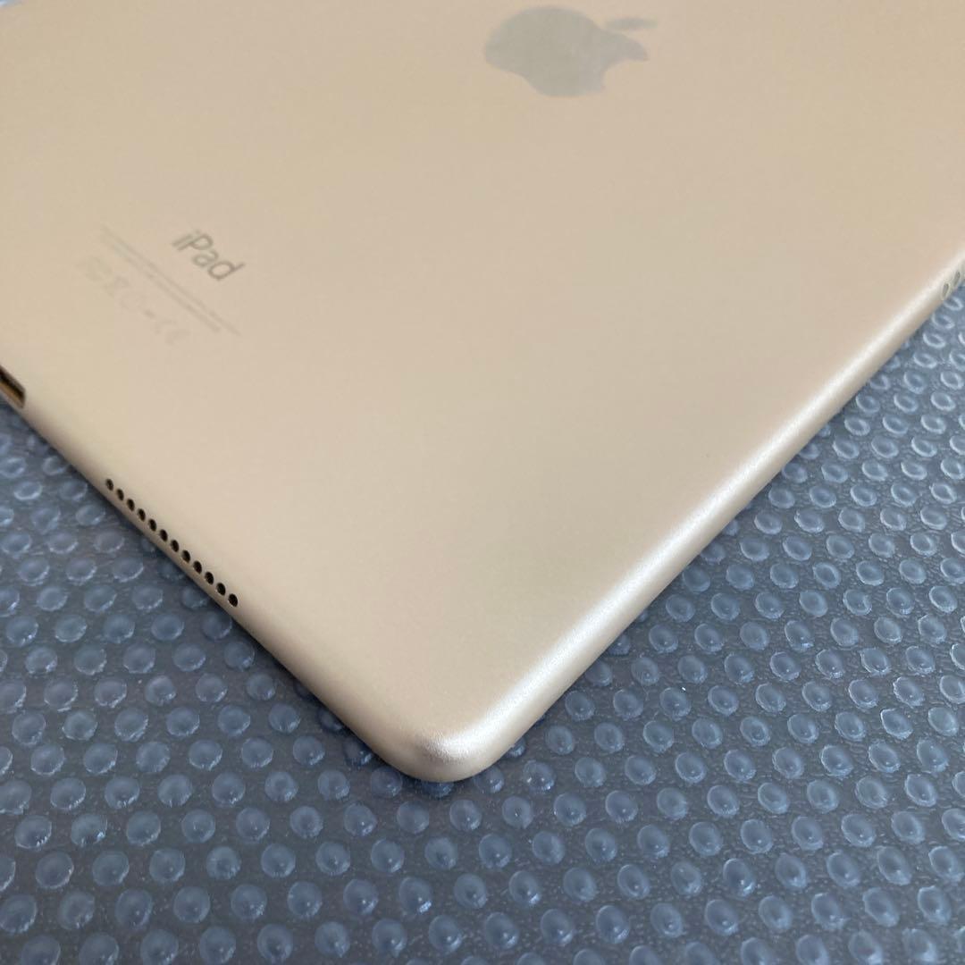 2580 外観美品☆iPad Pro 128GB 9.7インチ SIMフリー☆