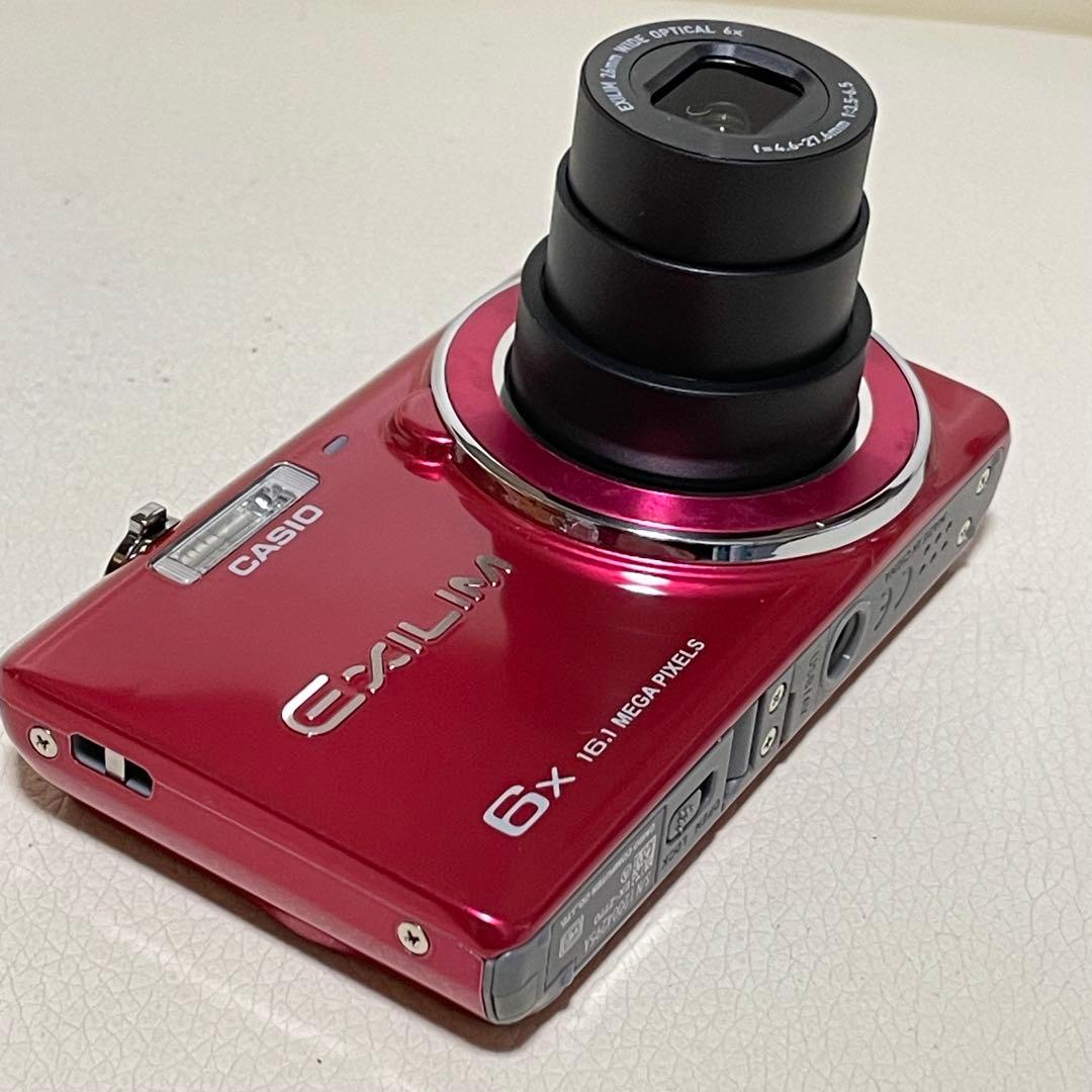 極美品！ カシオEXILIM EX-Z770 レッド デジカメ デジタルカメラ