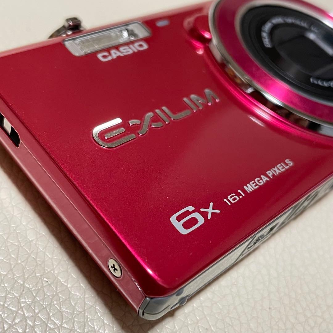 極美品！ カシオEXILIM EX-Z770 レッド デジカメ デジタルカメラ