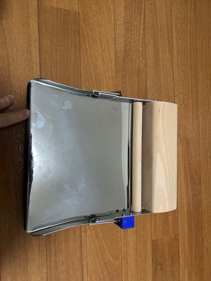 inperiaのパスタマシンRMN-220 ガイドトレー　本体は付属しません。