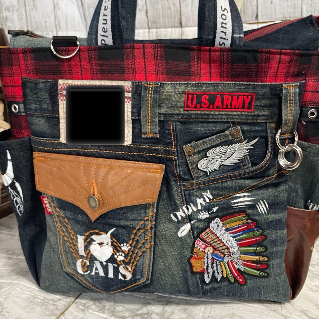 No.537 デニムリメイクバッグ　肩掛けトートバッグ　キャットインディアン