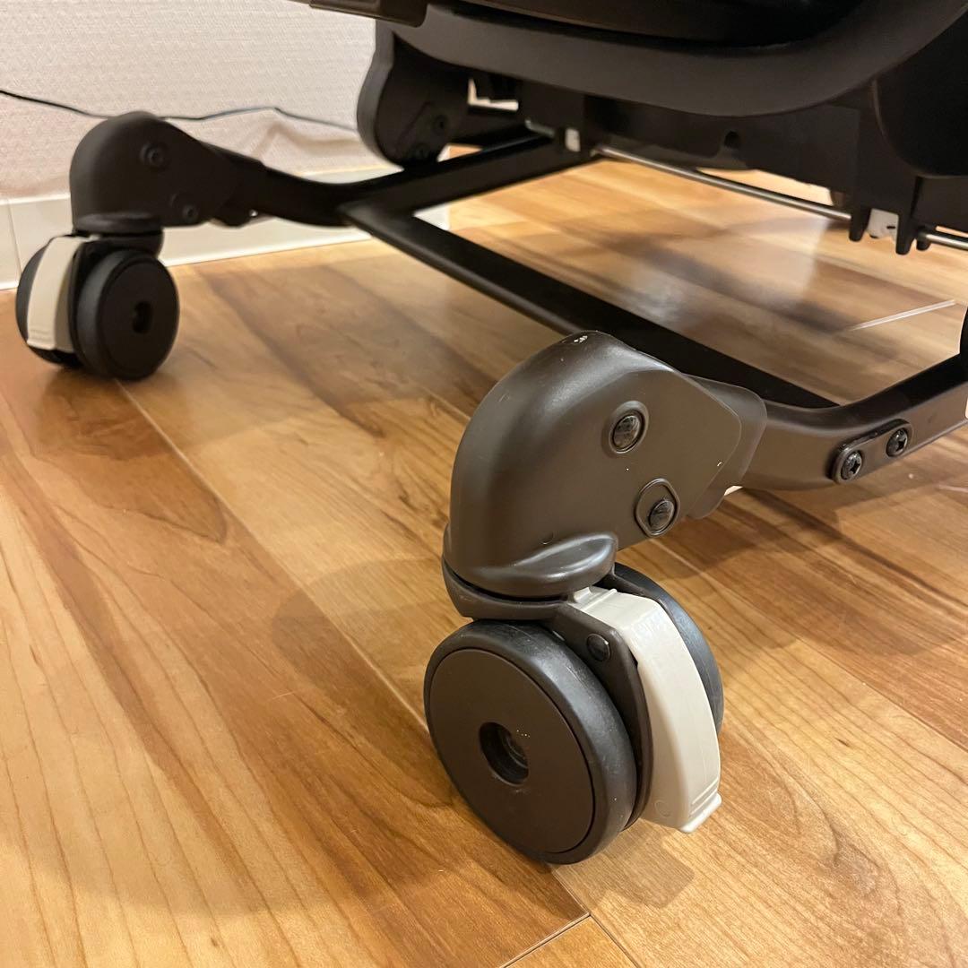 【美品】 コンビ ネムリラ 4キャス ハイローチェア アカチャンホンポ限定