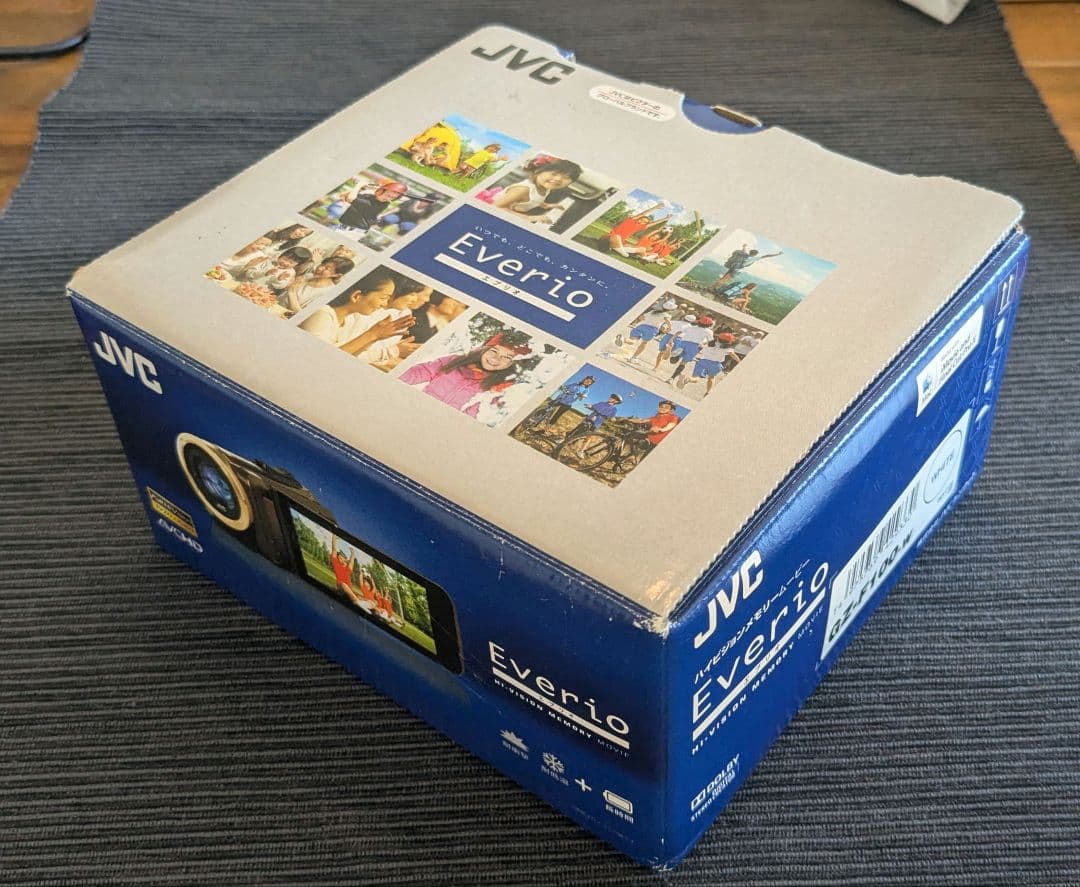 Victor JVC GZ-F100-W 2015年製 ビデオカメラ