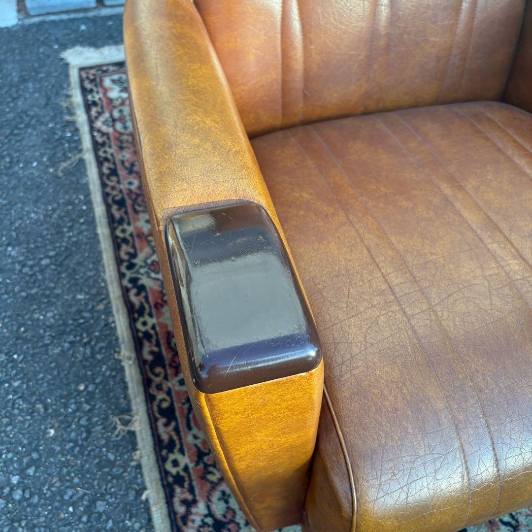 ビンテージ　レザーチェア　木製アームレスト　応接セット 2/2