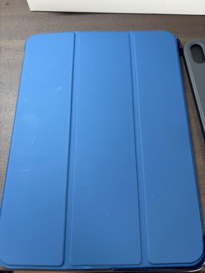 Apple iPad第10世代キーボードケース付き Wi-Fi 64GB ブルー