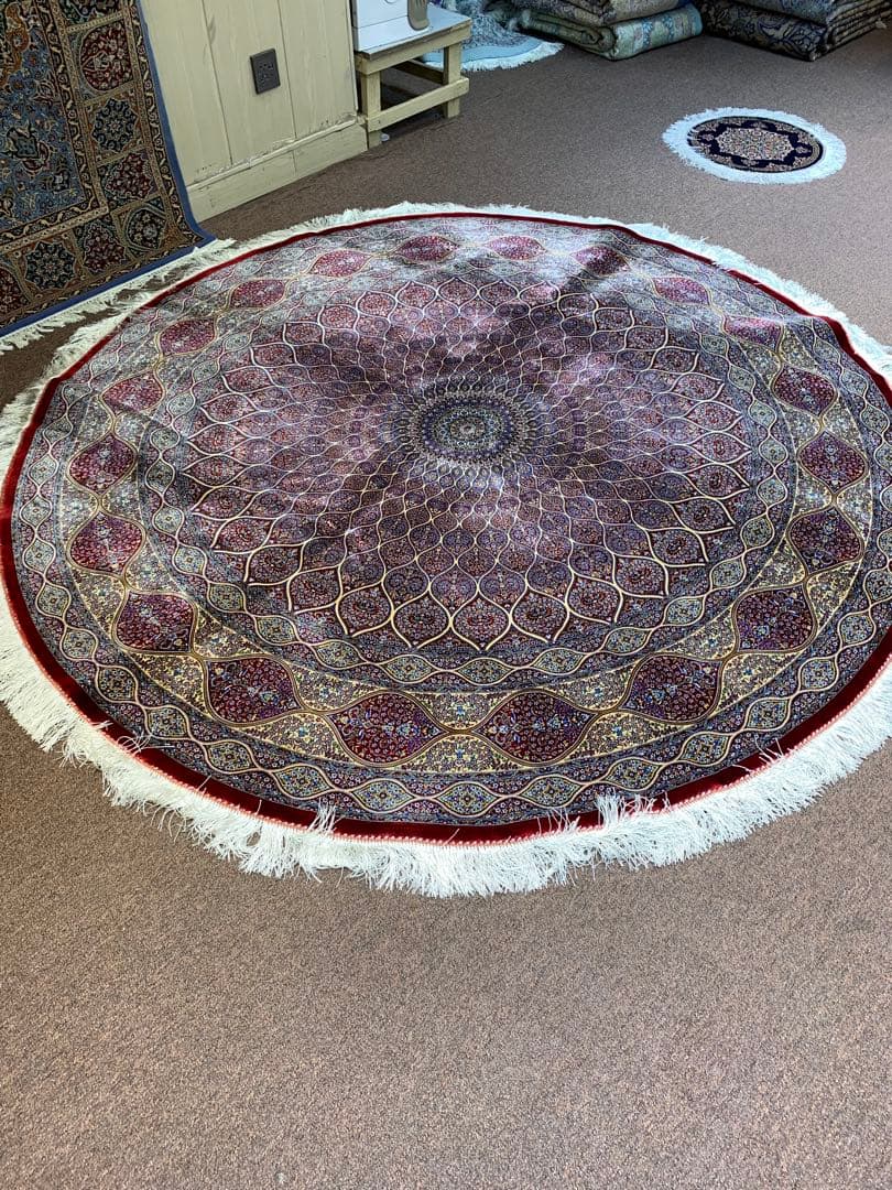 ペルシャ、イラン、シルクラウンドラグ/サイズ：203cm…. .77pm。