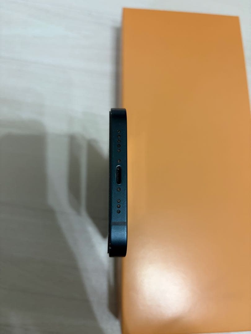 iPhone 13 ミッドナイト128GB SIMフリー 本体