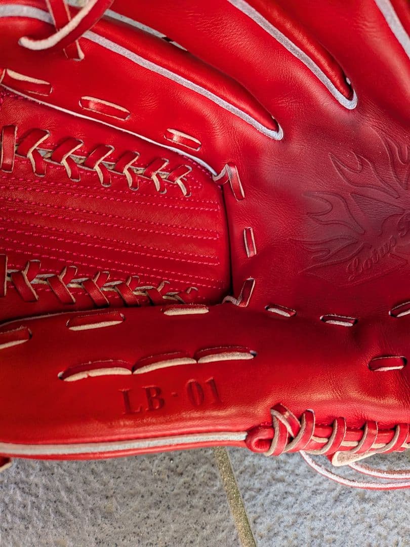 ロータスブルーム　硬式投手用グローブ