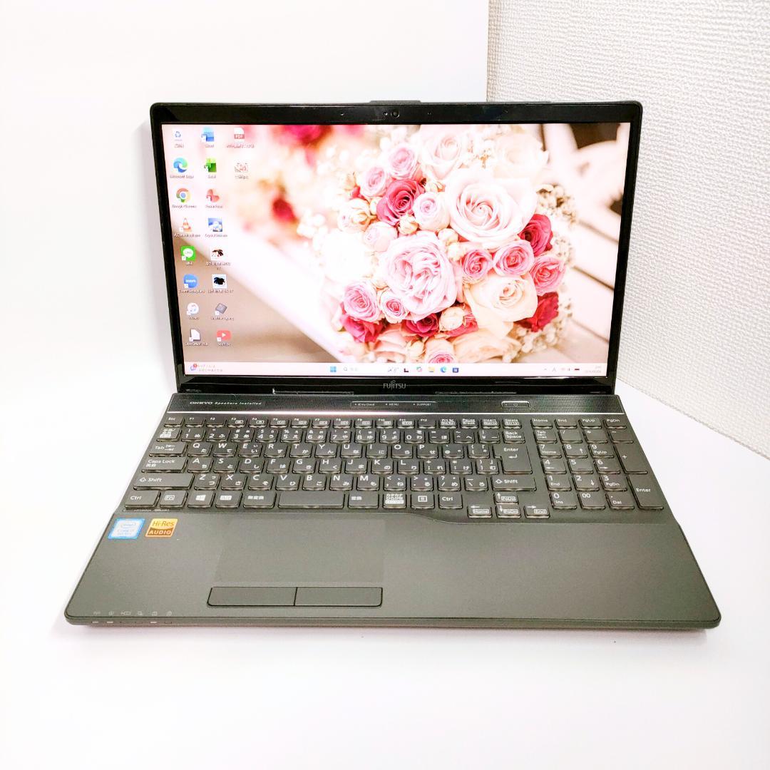 第8世代i7✨️富士通/Win11/SSD512GB/オフィス付きノートパソコン