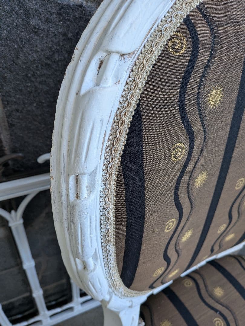 11ーeIeven メダリオンチェア高級家具椅子2脚セット　ジャンク