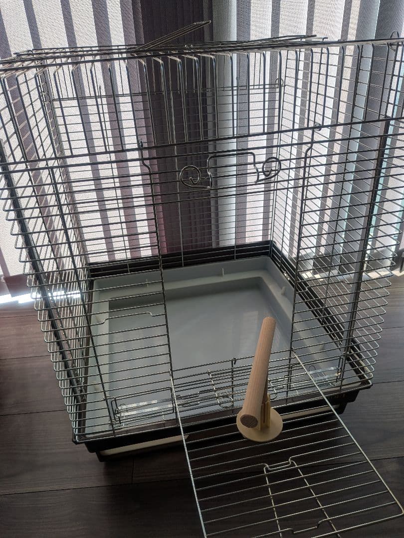 おやすみカバー付き　HOEI 中型鳥かご 引き出し式トレー付き　オカメインコ