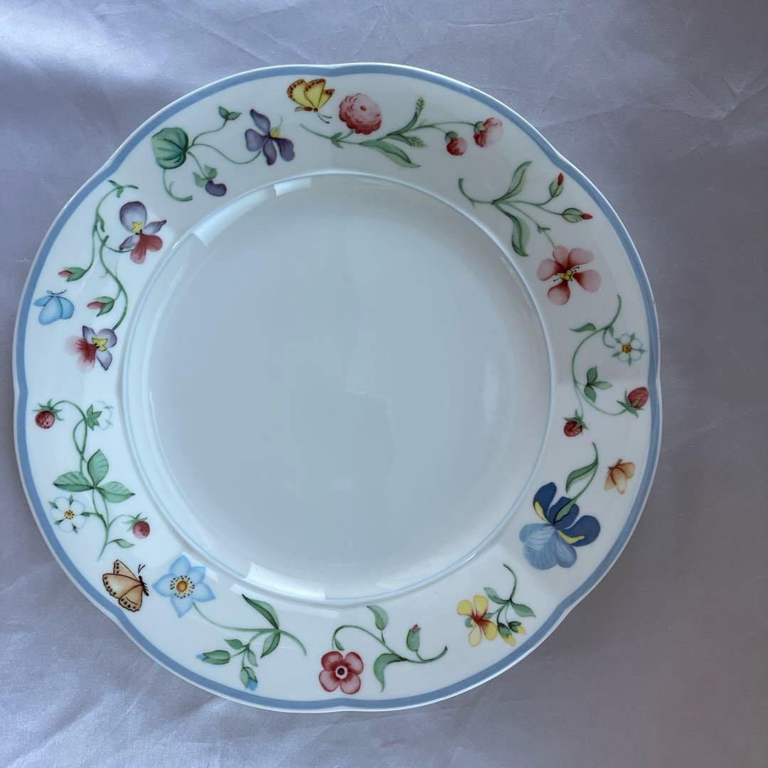 ビレロイ&ボッホ　マリポーサ カップ&ソーサーとプレート2種類の2セット