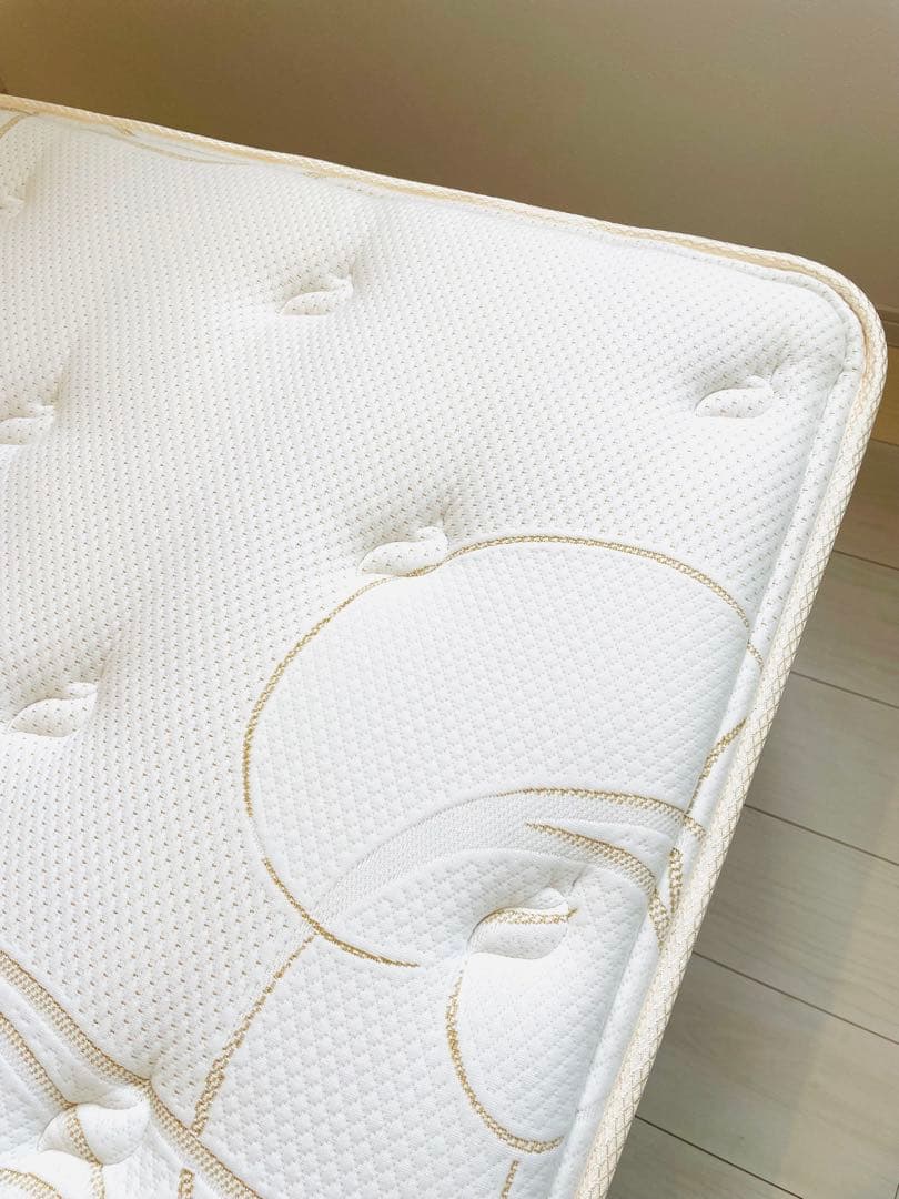 シモンズ ゴールデンバリュー セミダブルマットレス 2025年12月購入