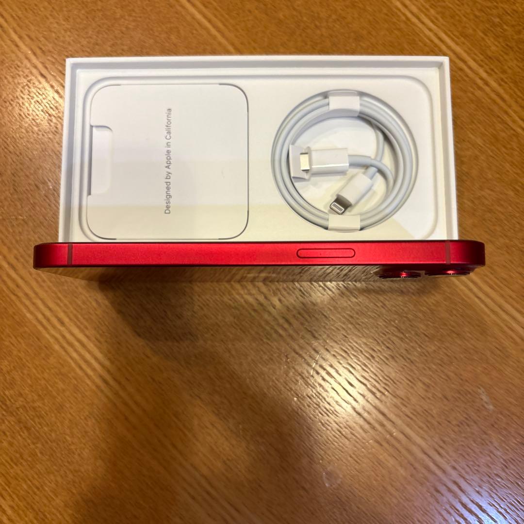 Apple iPhone 13 (Product Red) 本体