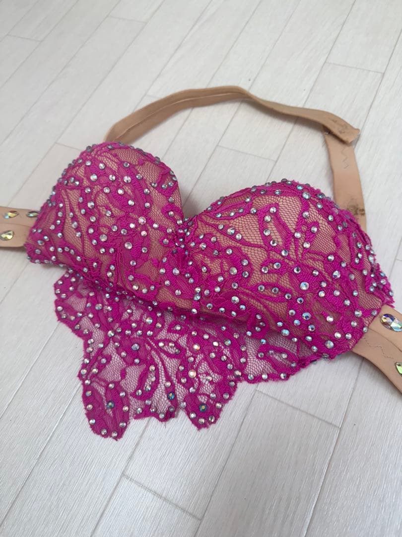 Sufel Boutiqueベリーダンス衣装ハート型ブラ　サフェルブティック